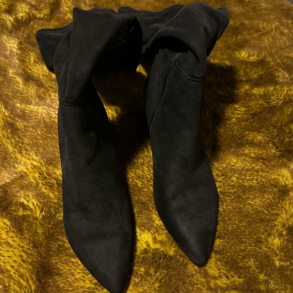 Steve Madden over the knee suede boots - Picture 4 of 4